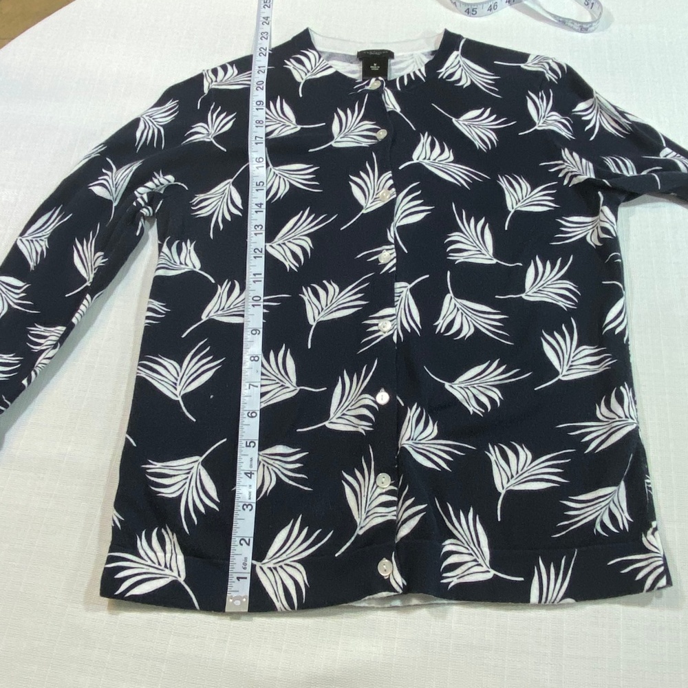 Ann Taylor Factory Leaf Cardigan Navy White Medium - Picture 6 of 8